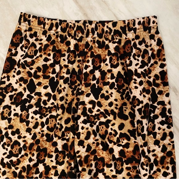 Leopard Print Leggings Leopard Print Leggings Leopard Print Leggings - Picture 4 of 4